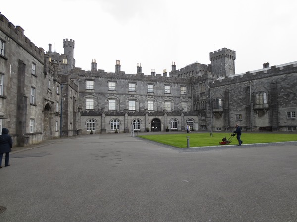 n_img_2869__inside_kilkenny_castle.jpg