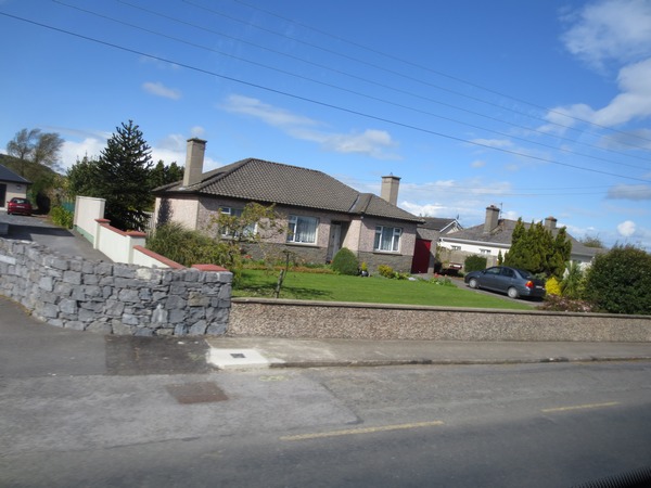 n_img_2894__moden_houses_in_cahir.jpg