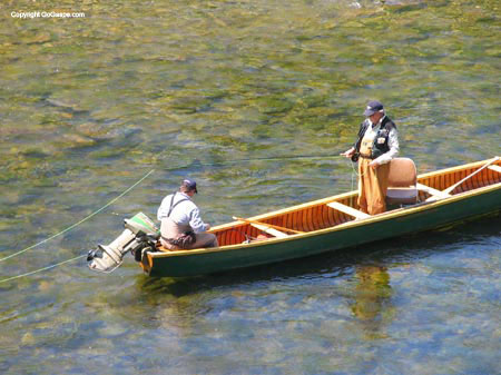 02_canoe_fishing_2